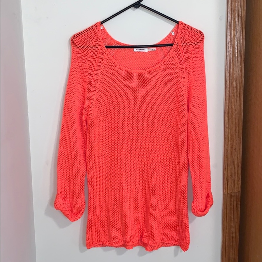 Bright Salmon blu pepper sweater